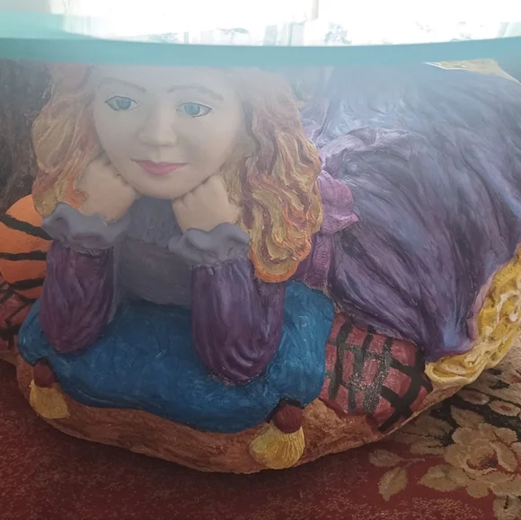 Hand painted porcelain statue table